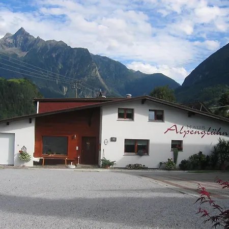 Guest house Haus Alpengluehn