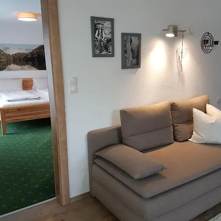 Haus Alpengluehn ザウテンス
