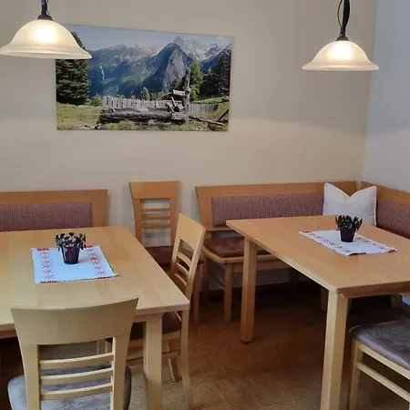 Haus Alpengluehn 3* Sautens