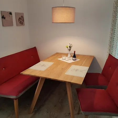 Konukevi Haus Alpengluehn