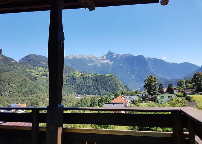 Haus Alpengluehn Penzion