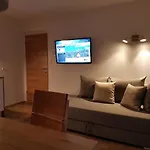 Gæstehus Haus Alpengluehn 3*
