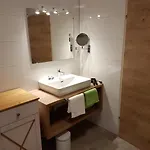 Gæstehus Haus Alpengluehn 3*